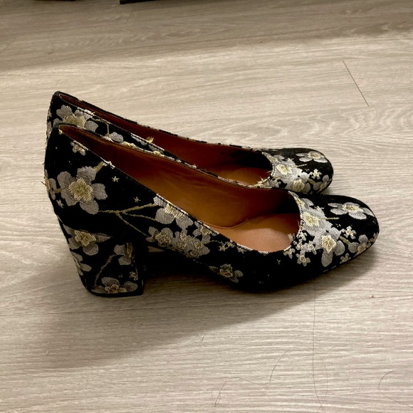 Franco Sarto Shoes - Franco Sarto floral pattern block heels
